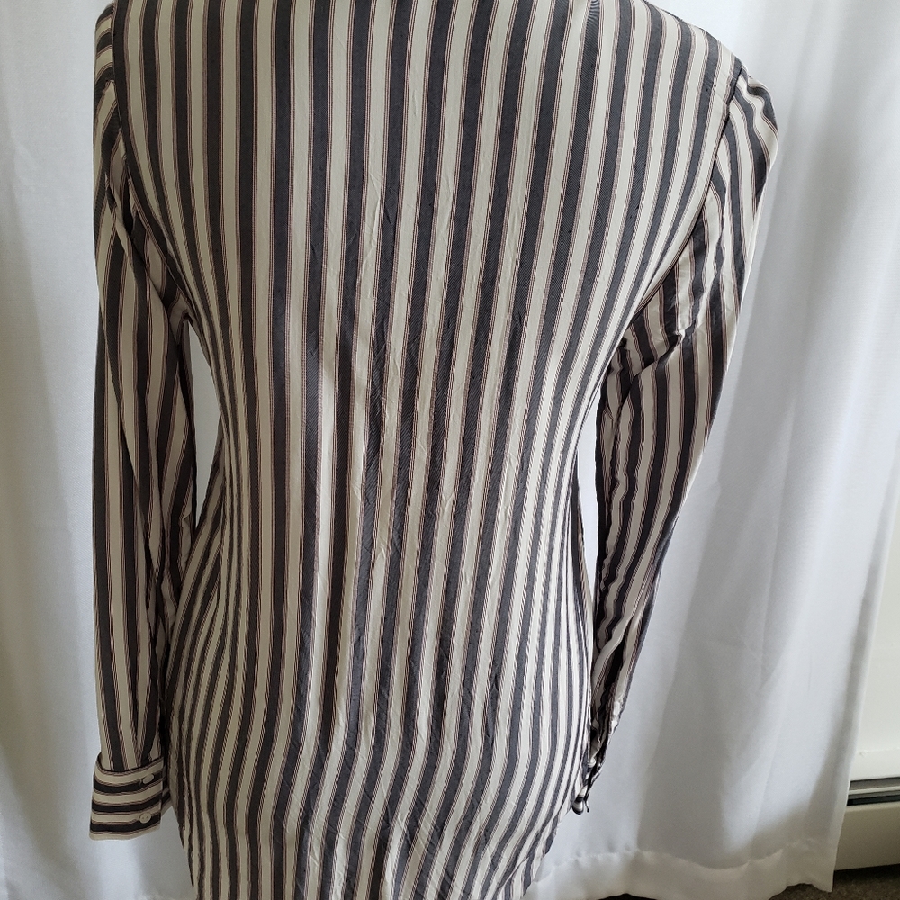 Fitted blouse - Picture 3 of 5